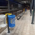 STAZIONE FERROVIARIA RIPULITA DAI RIFIUTI….. Adesso caccia ai vandali