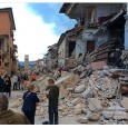 Il centro di Amatrice distrutto dal terremoto che nella notte ha colpito l’Italia centrale. Amatrice, 24 agosto 2016. 