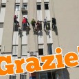 Due spettacolari calate dai tetti dell'ospedale
