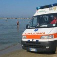 nelle acque antistanti alla spiaggia