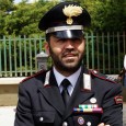 Calci e pugni nei confronti dei carabinieri colpendo ripetutamente il comandante Roberto Chilla