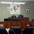 Botta e risposta al Consiglio Comunale. Il Sindaco azzera la giunta e parte della maggioranza si dichiara gruppo misto. Sono aperte le danze….. Ad un anno preciso dalle elezioni si aprono le danze con la giunta azzerata e gran parte dei consiglieri di maggioranza che si dichiarano gruppo misto.