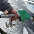 Niente self service da oggi al 17 giugno sulle strade italiane. Mercoledì prossimo sarà invece la volta della serrata vera e propria di tutte le stazioni di rifornimento di carburante, anche con servizio....